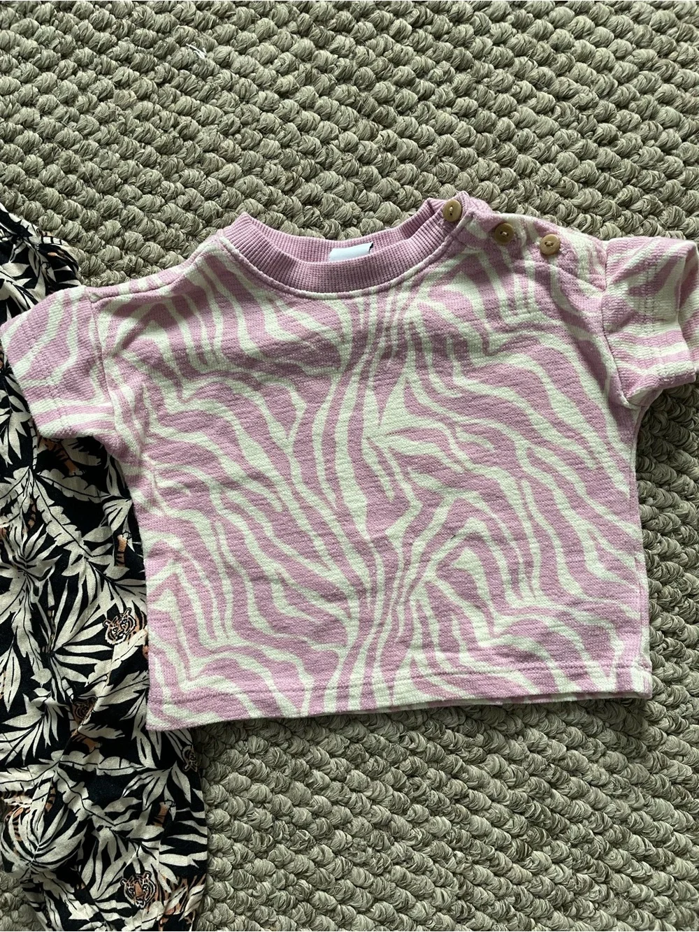 Old Navy 3-6M Shirt & Jumpsuit